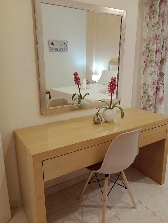 Cozy Kremasti Apartment ภายนอก รูปภาพ