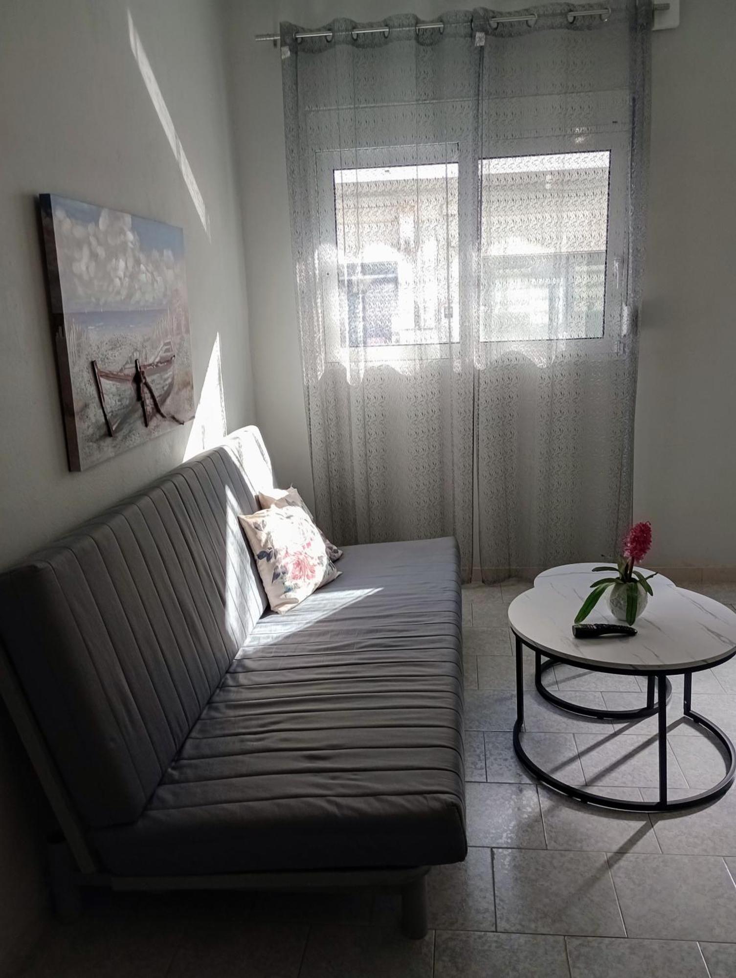 Cozy Kremasti Apartment ภายนอก รูปภาพ