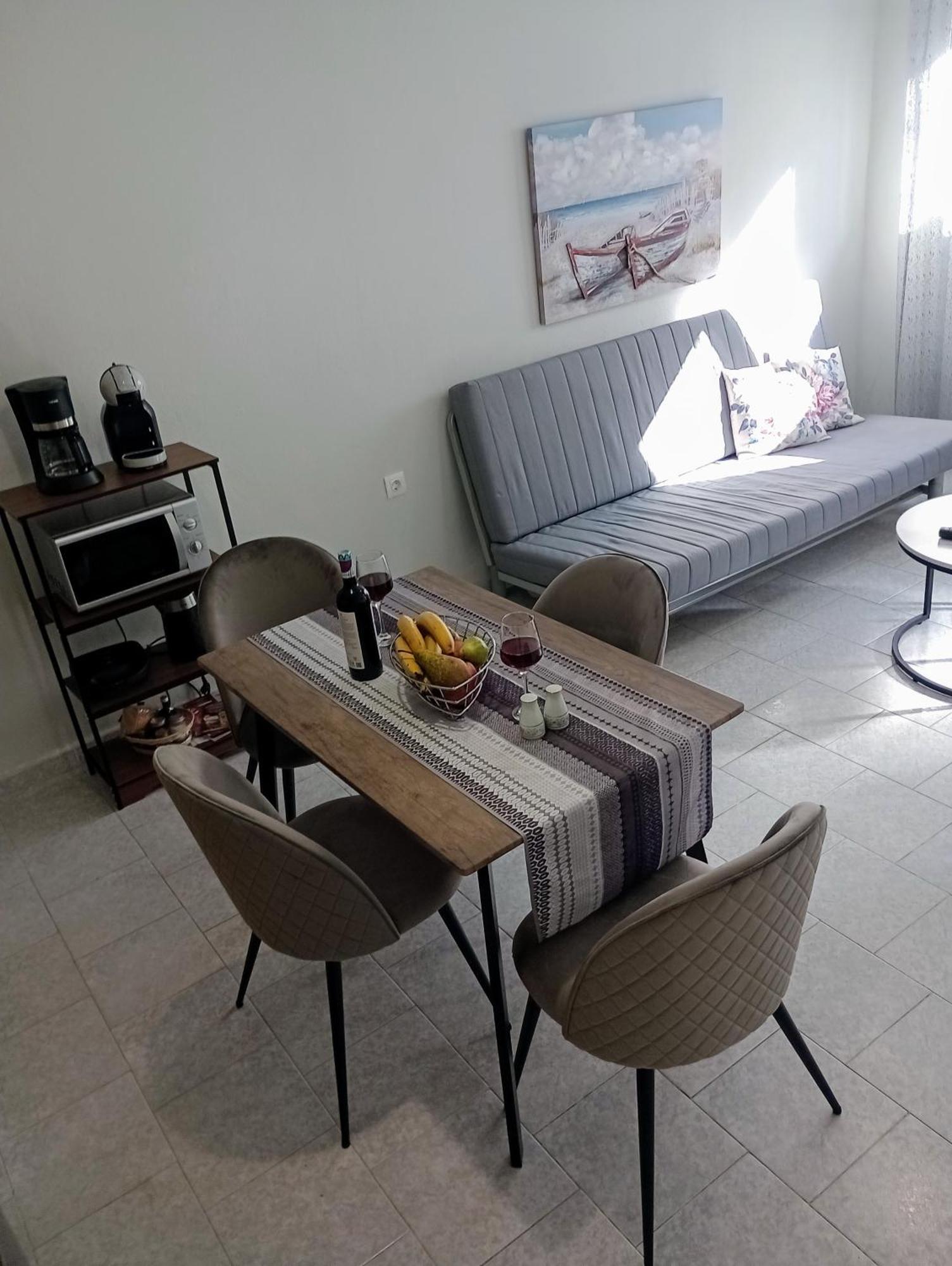 Cozy Kremasti Apartment ภายนอก รูปภาพ
